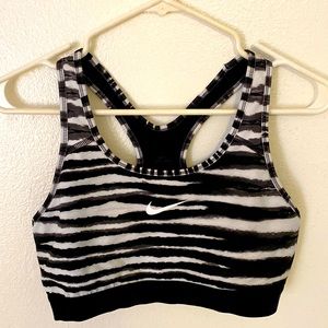 Large Nike sports bra